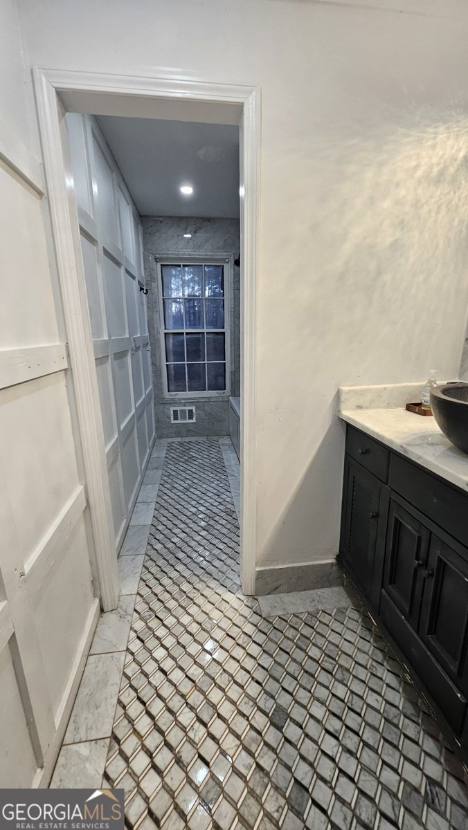 4360 Stonewall Tell Rd College Park - 21