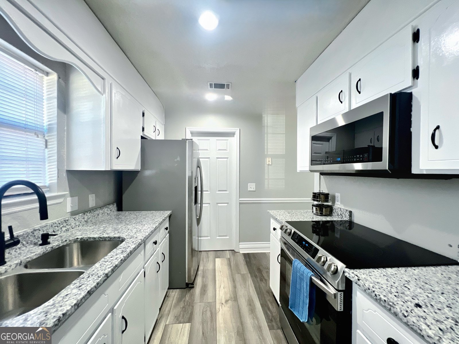 707 Friar Tuck Lane Hinesville - 10