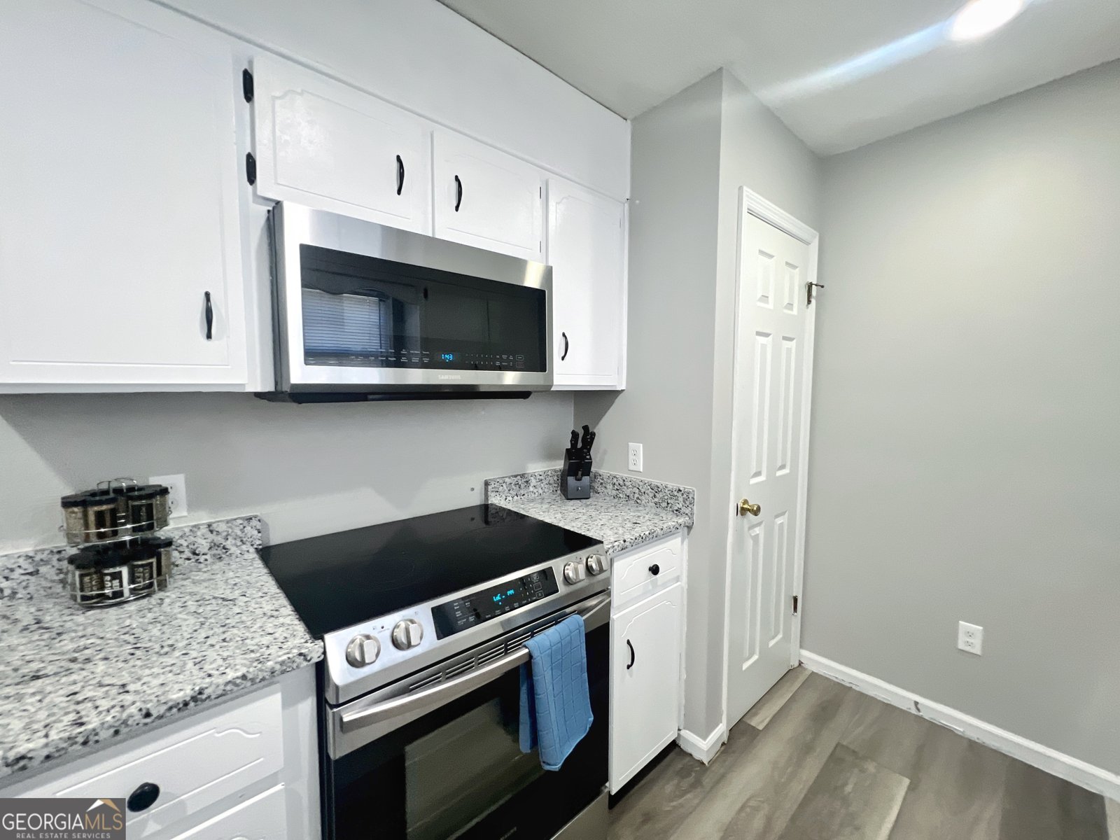 707 Friar Tuck Lane Hinesville - 12