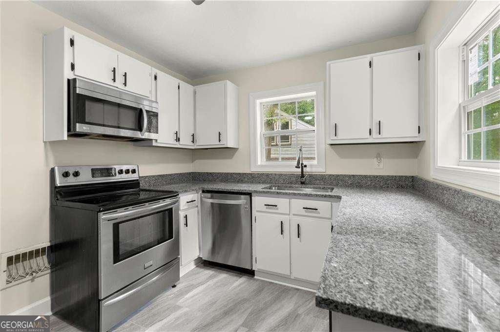 1098 Cascade Circle Atlanta - 12