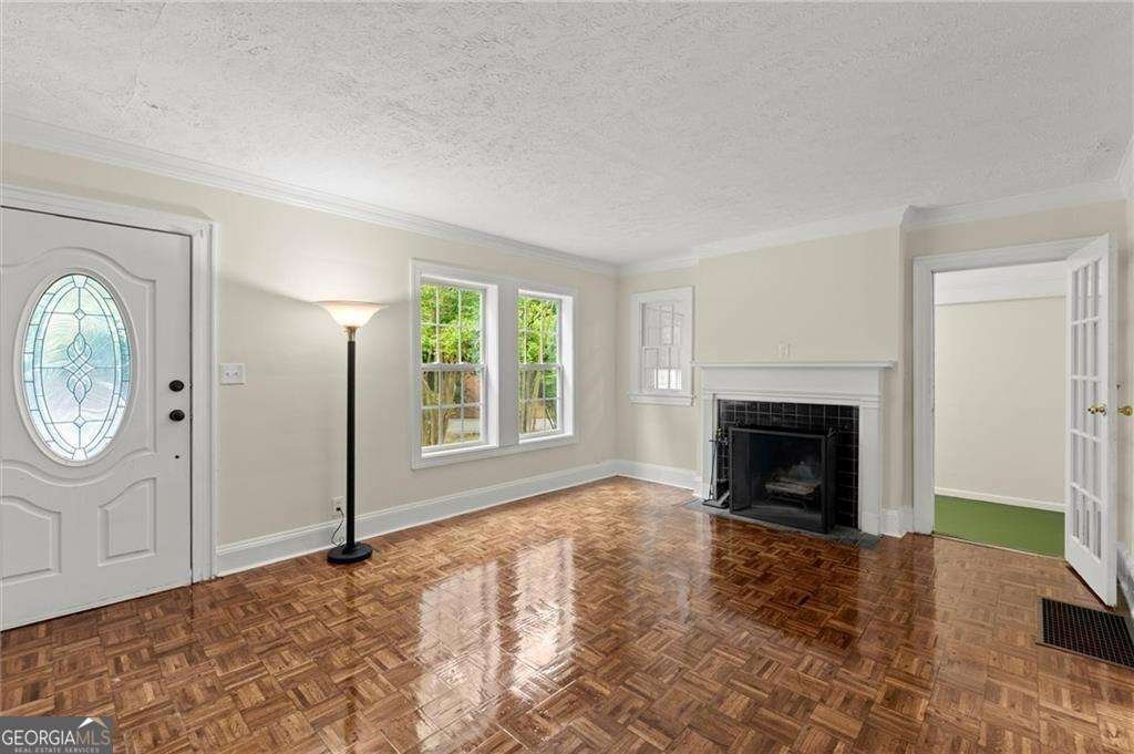 1098 Cascade Circle Atlanta - 4