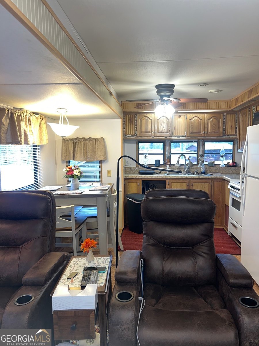 21 Happy Trail Cleveland - 12