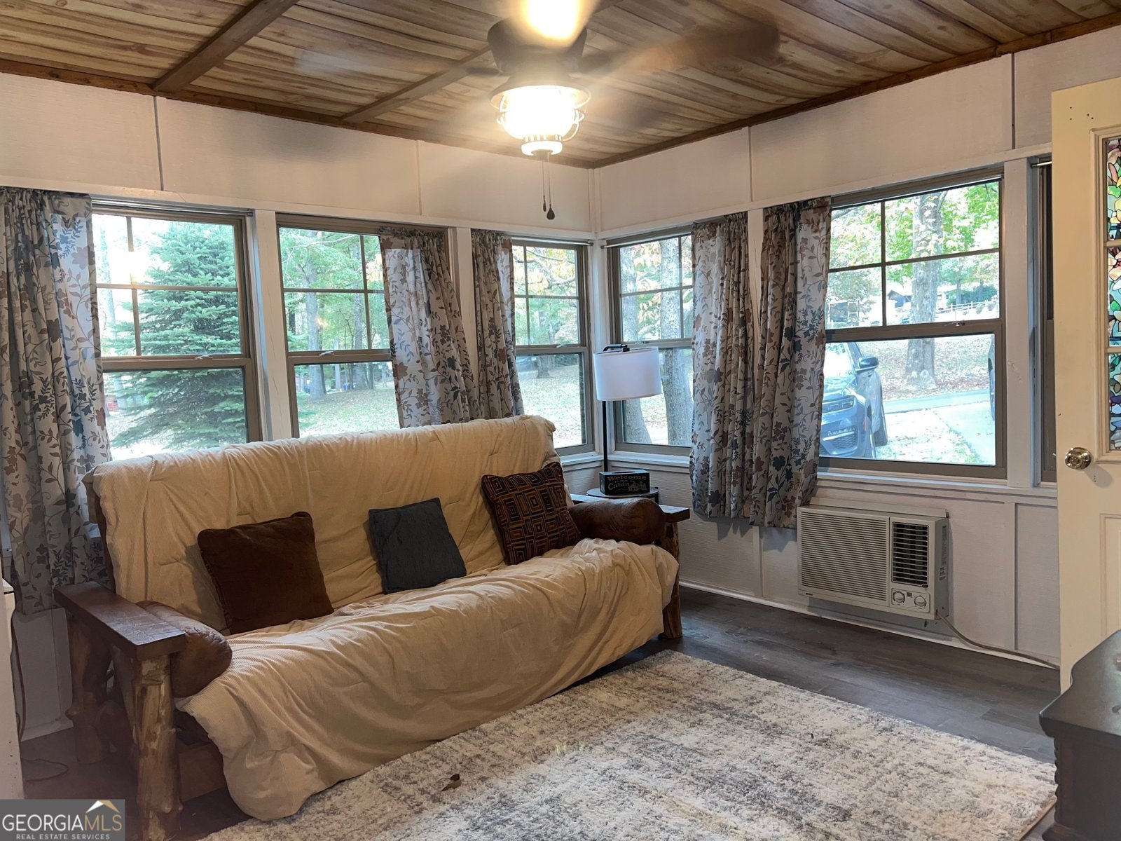 21 Happy Trail Cleveland - 16