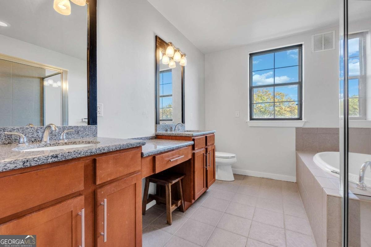 395 Central Park Place Atlanta - 6