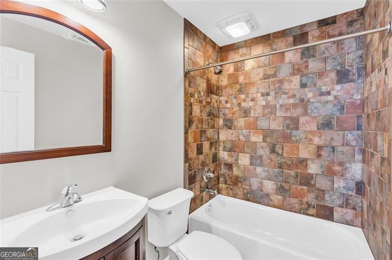 3933 Walnut Grove Way Gainesville - 25