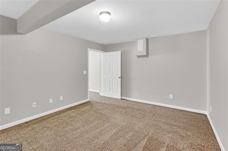 3933 Walnut Grove Way Gainesville - 27