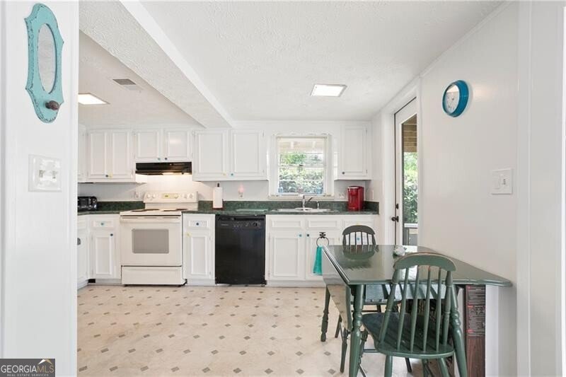 6381 Lakeview Drive Buford - 25