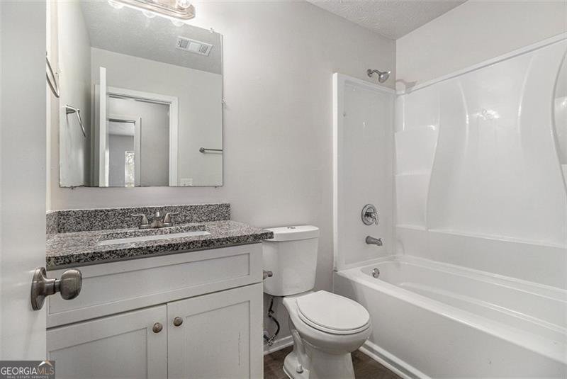 5090 PLANTATION VIEW Trail Stone Mountain - 18