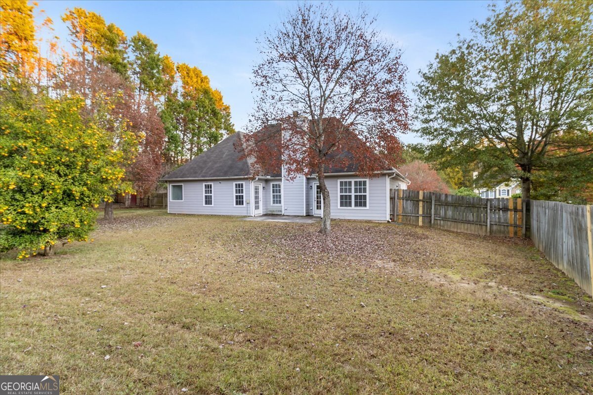 627 Weaver Falls Court Loganville - 1