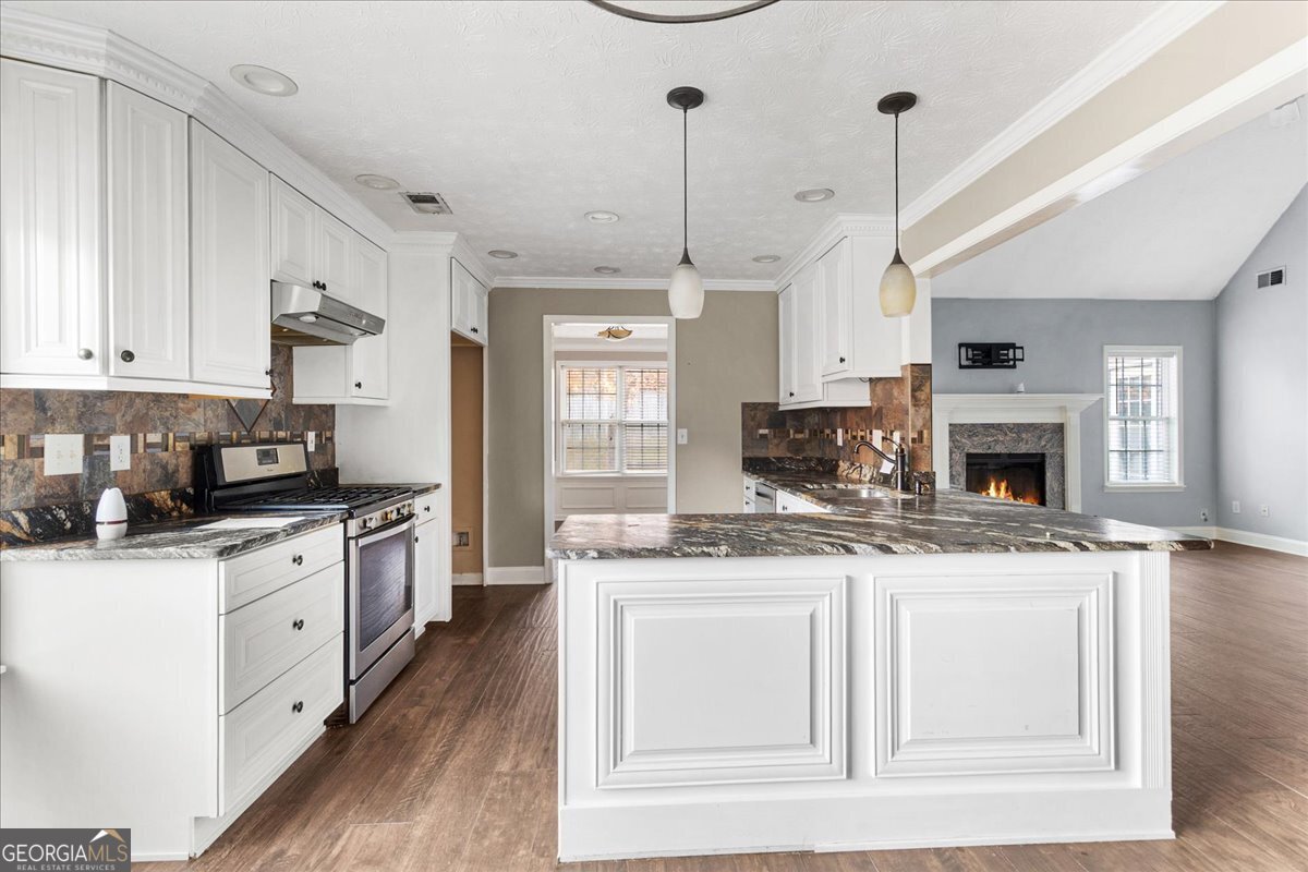 627 Weaver Falls Court Loganville - 17