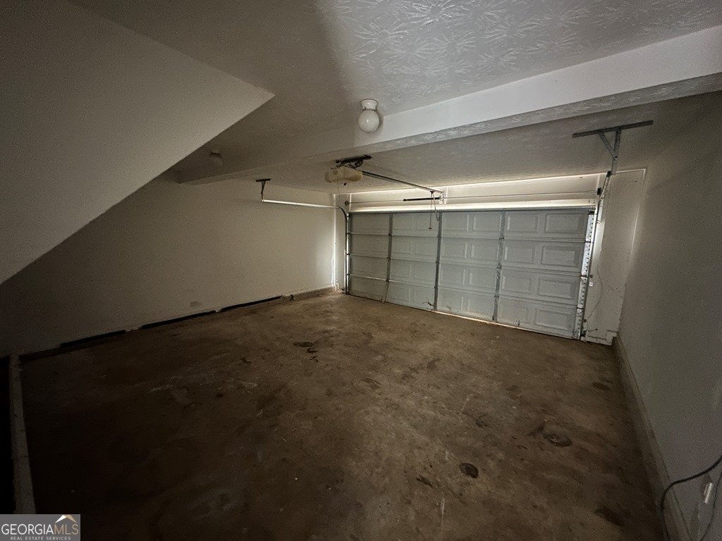 627 Weaver Falls Court Loganville - 39