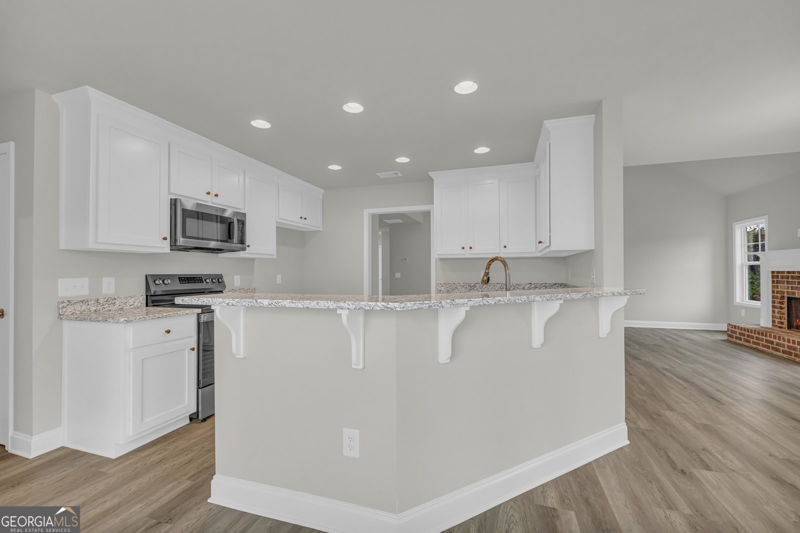 86 Sewell Lavonia - 11