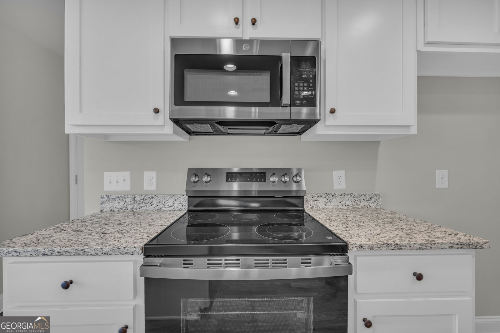 86 Sewell Lavonia - 23