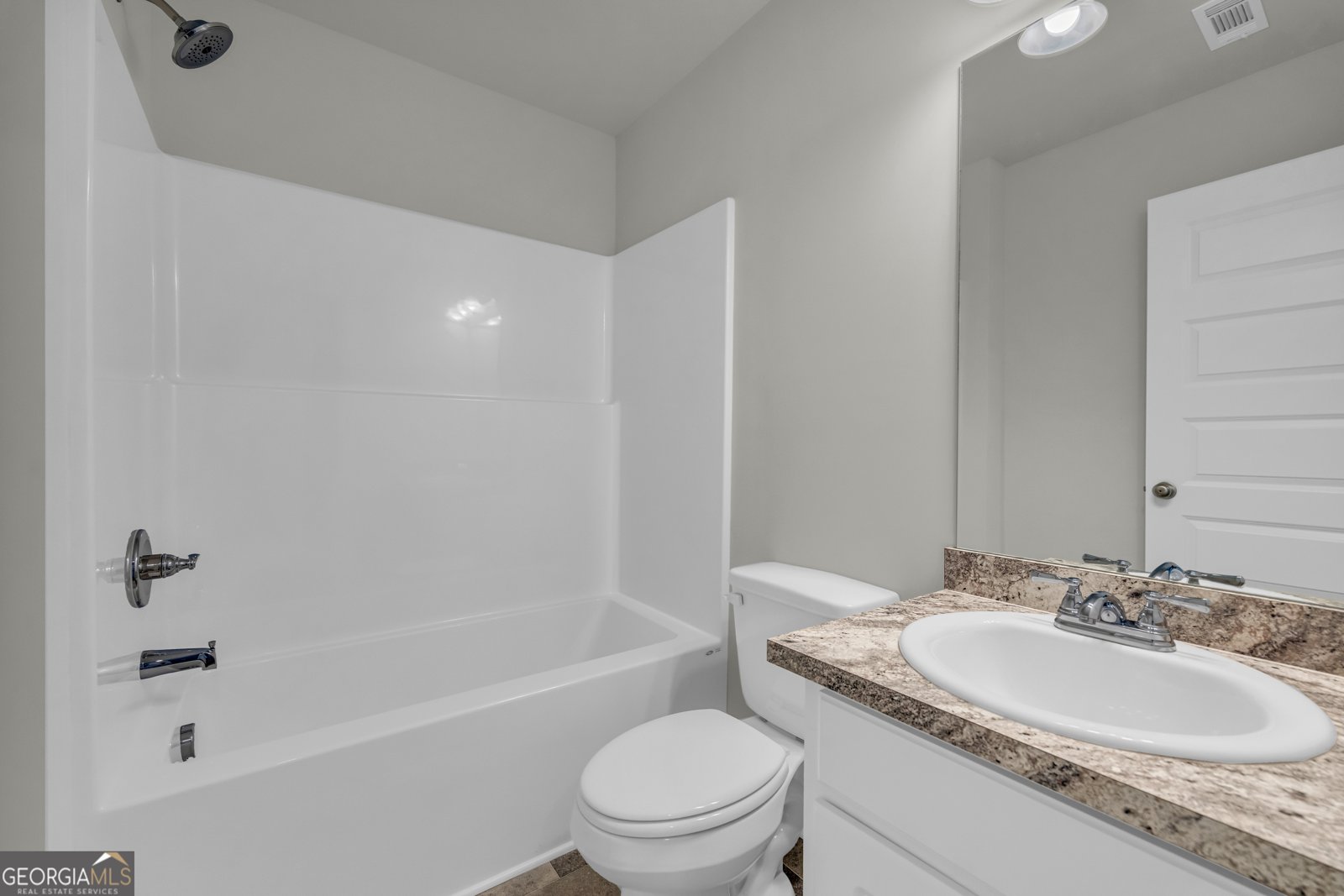 86 Sewell Lavonia - 43