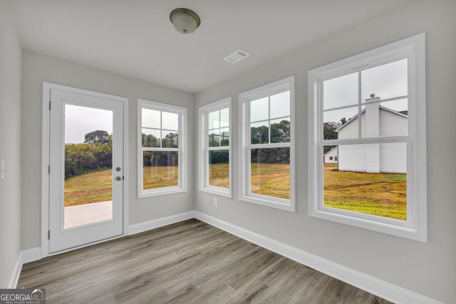 86 Sewell Lavonia - 8