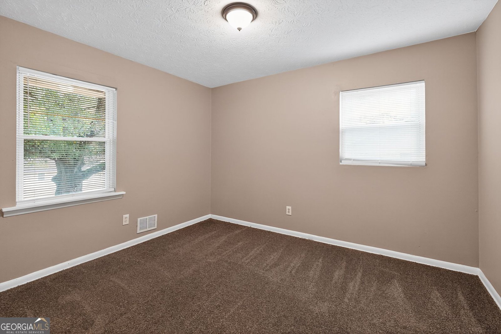 8207 Dunellen Lane Jonesboro - 8