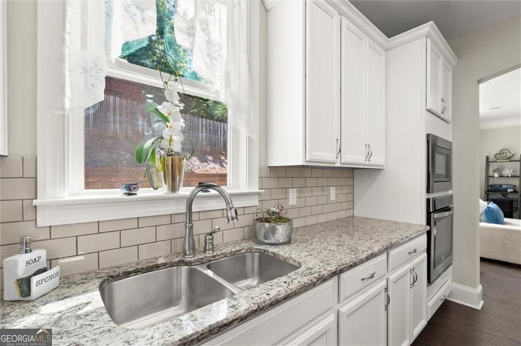 1620 Brook Ivy Drive Lawrenceville - 17