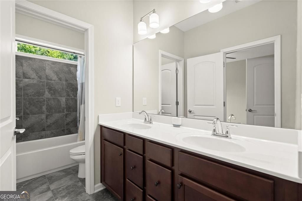 1620 Brook Ivy Drive Lawrenceville - 36