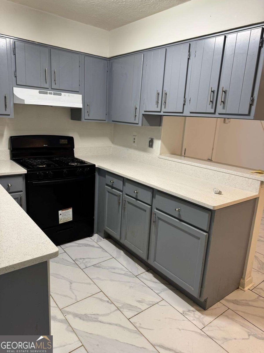 498 Prince Of Wales Stone Mountain - 10