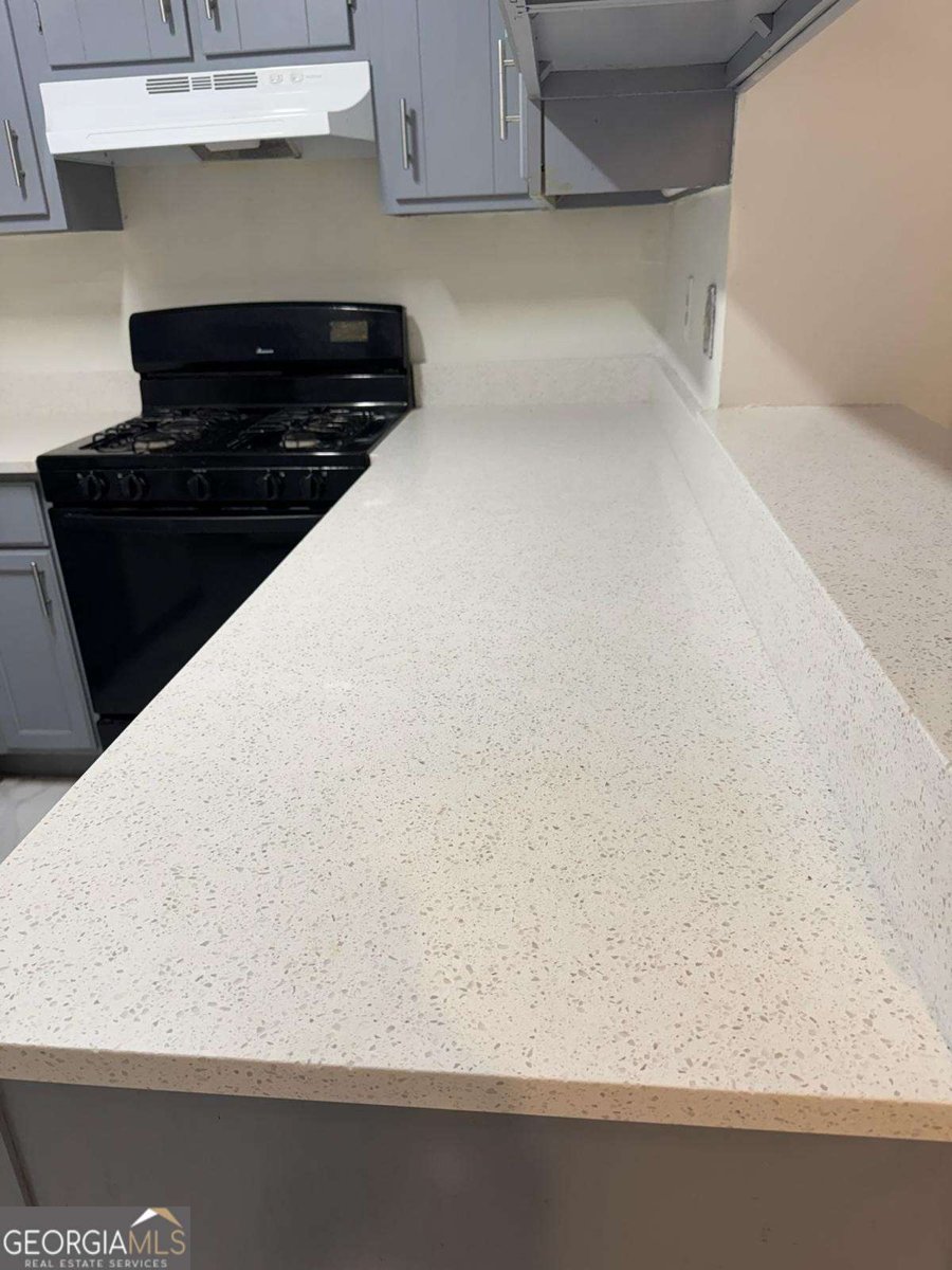 498 Prince Of Wales Stone Mountain - 12