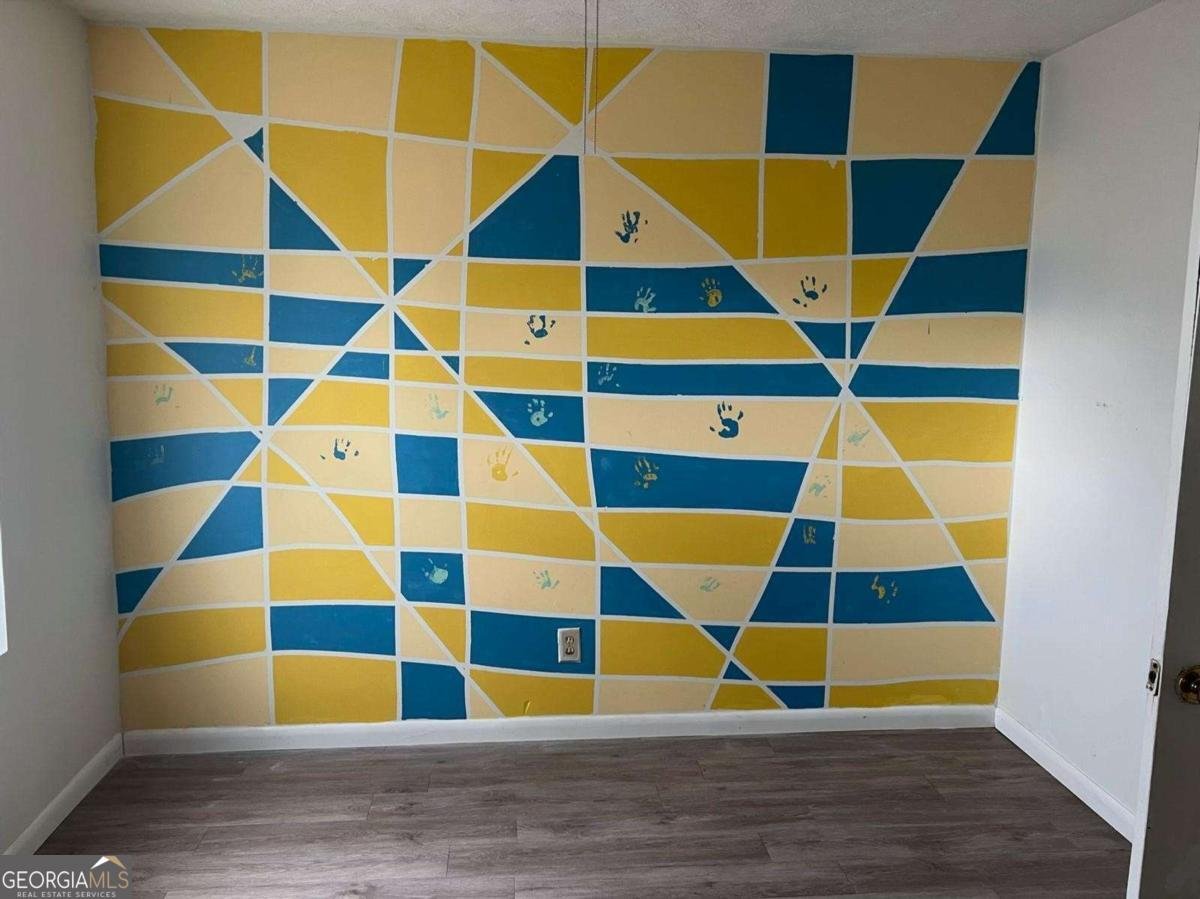 498 Prince Of Wales Stone Mountain - 18