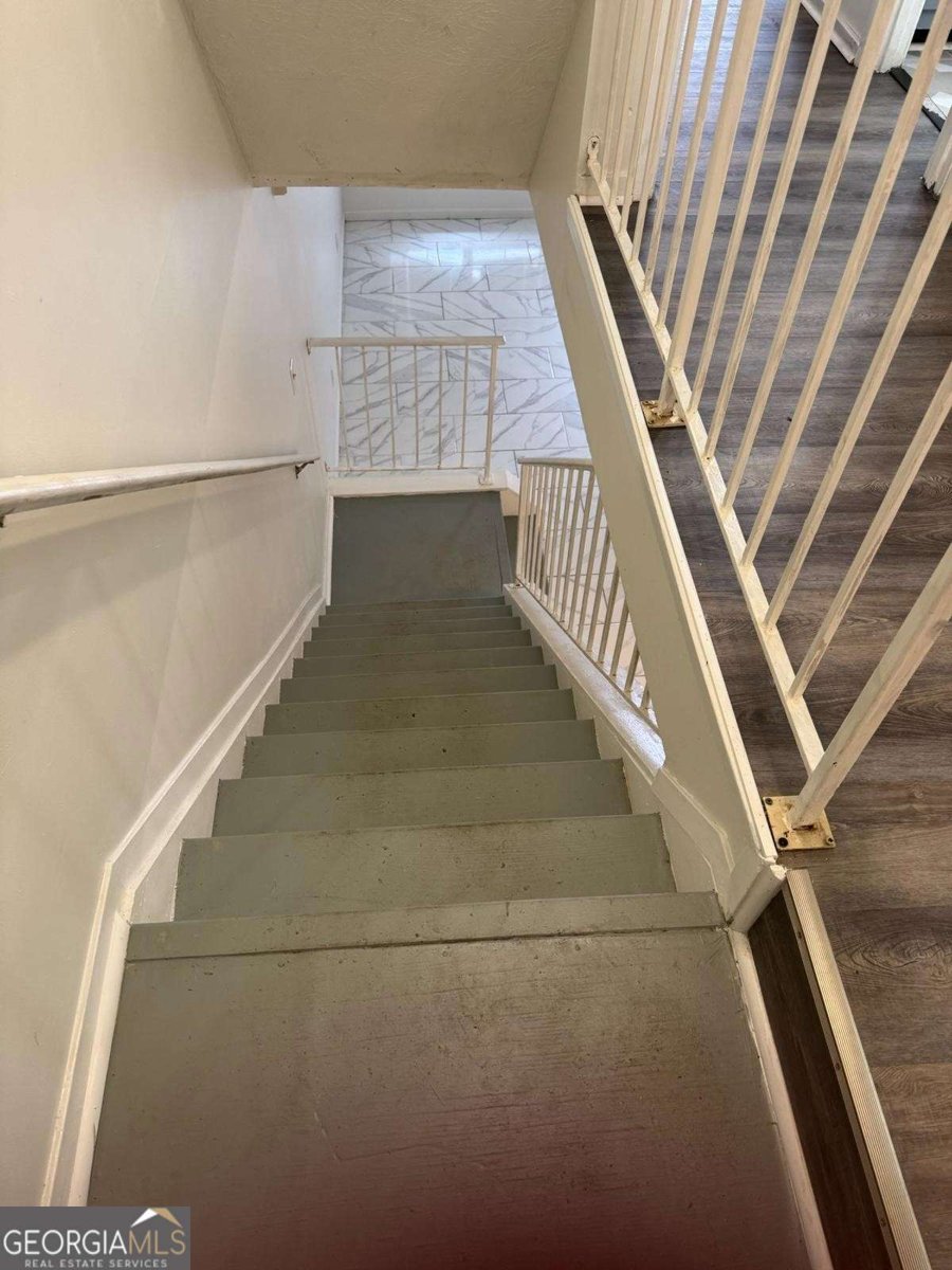 498 Prince Of Wales Stone Mountain - 35