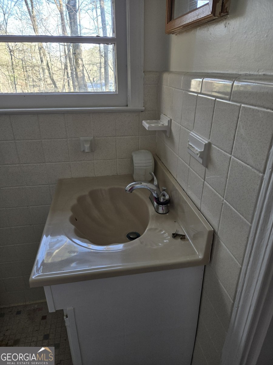 735 Seabreeze Lake Road Buchanan - Photo 10