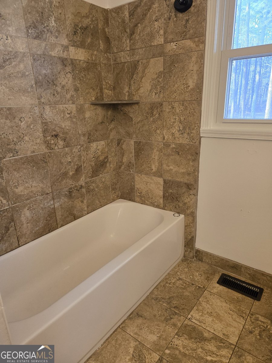 735 Seabreeze Lake Road Buchanan - Photo 9