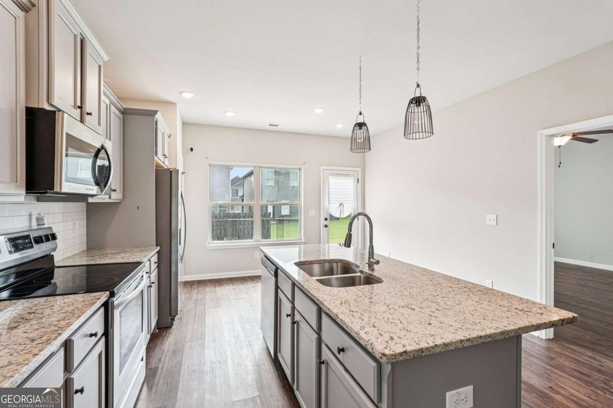 11917 Brightside Parkway Hampton - 23