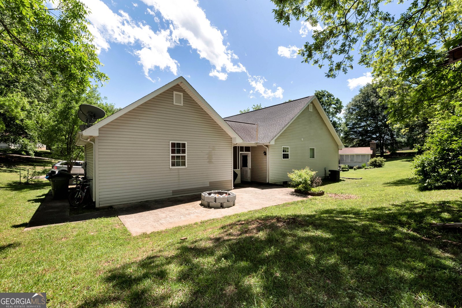 145 Charles Drive Cleveland - 32