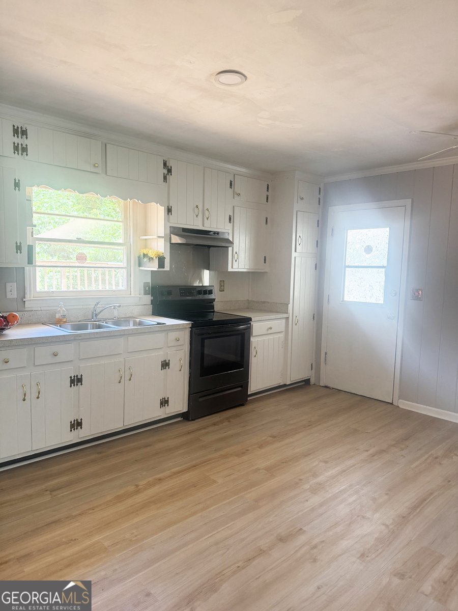 960 Longleaf Drive Forest Park - 4