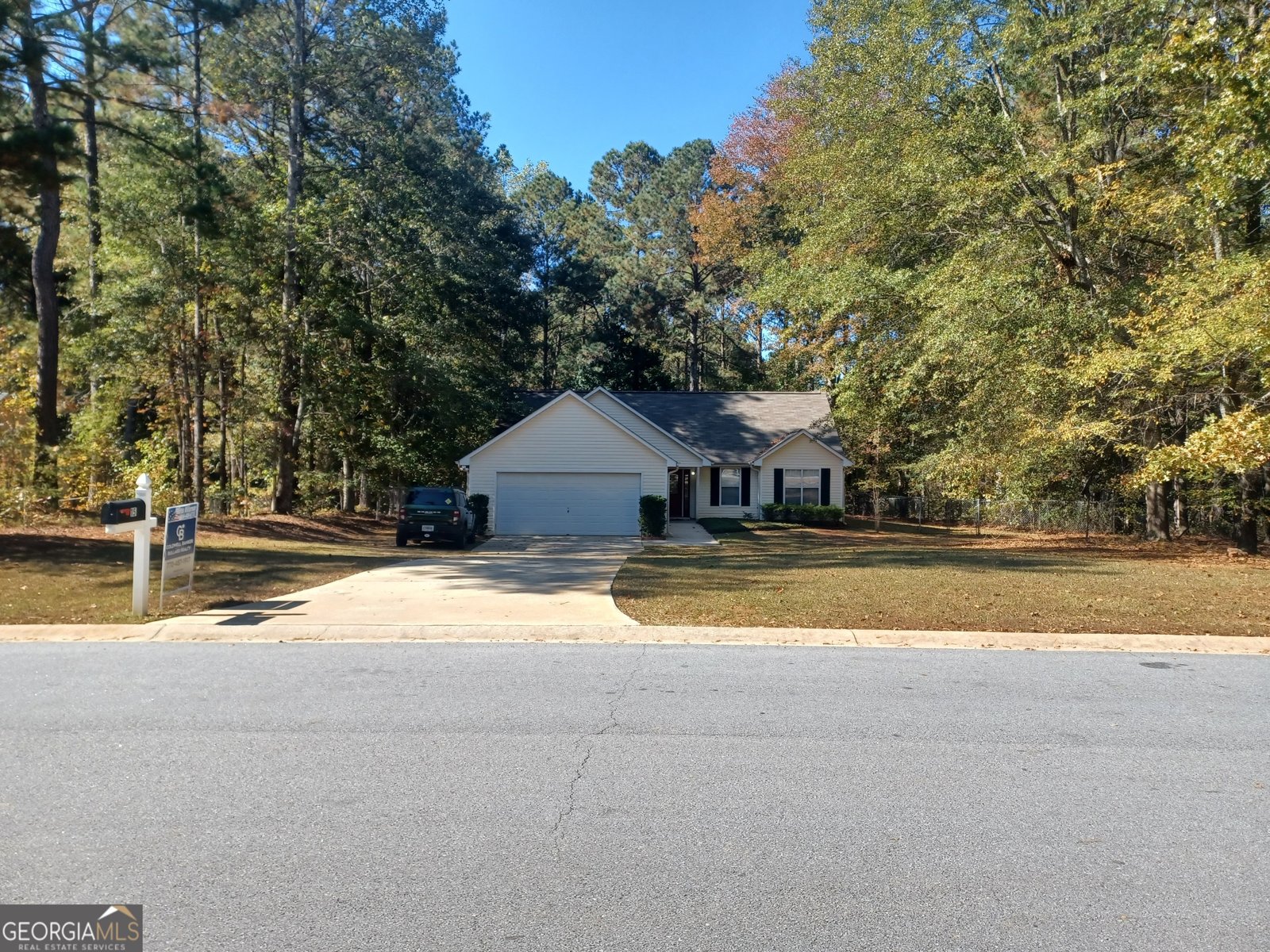 15 SADDLEBROOK Way Senoia - 1