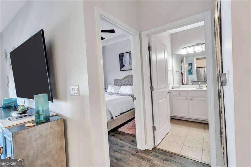 3040 Peachtree Road Atlanta - 9