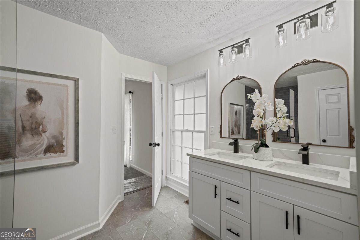 3308 WILDWOOD Drive Marietta - 17