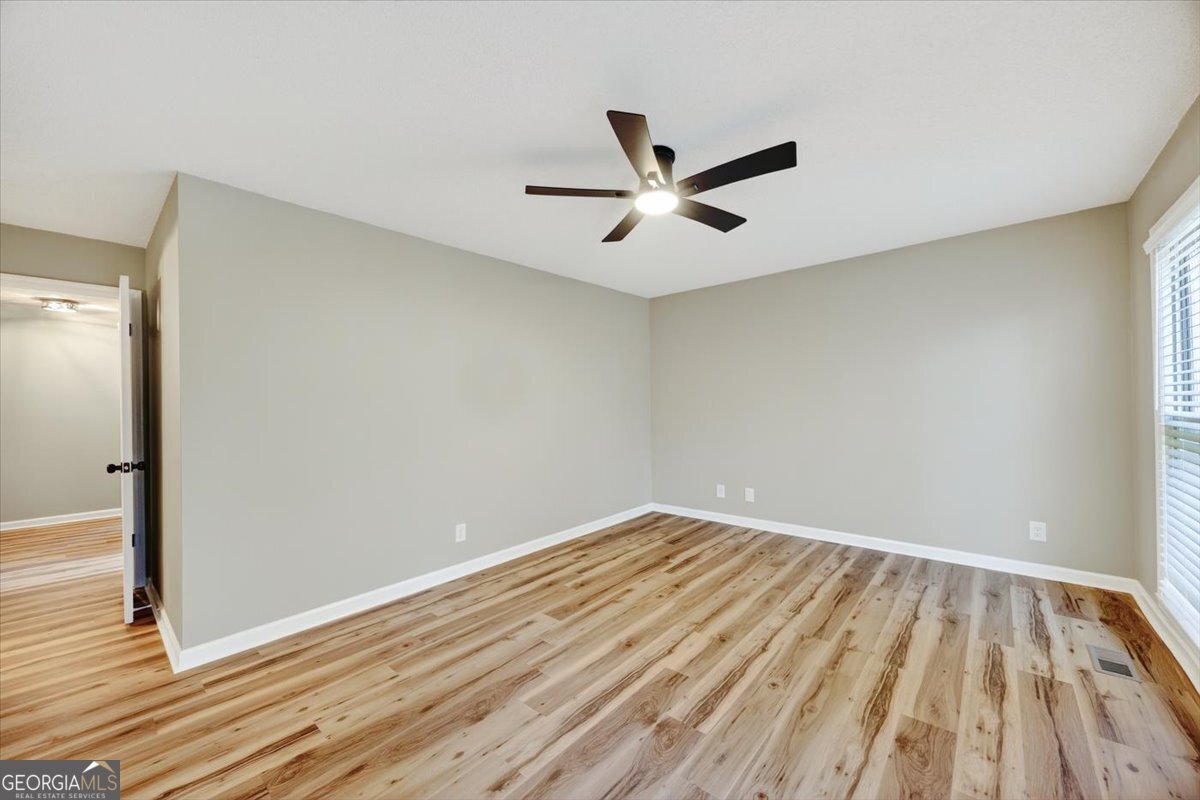 221 Jefferson Circle Macon - 19