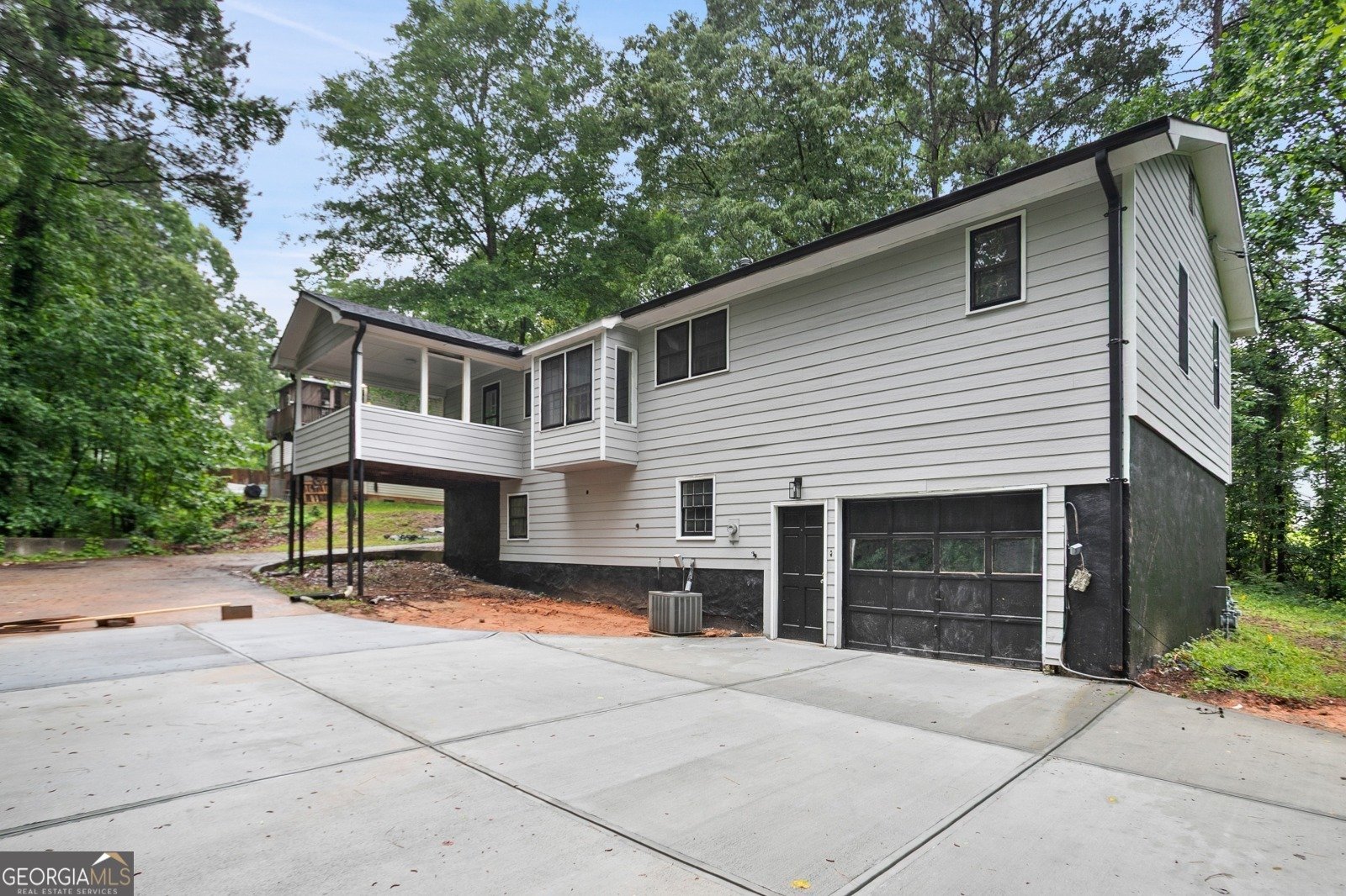 6032 Lakeshore Drive Mableton - 2