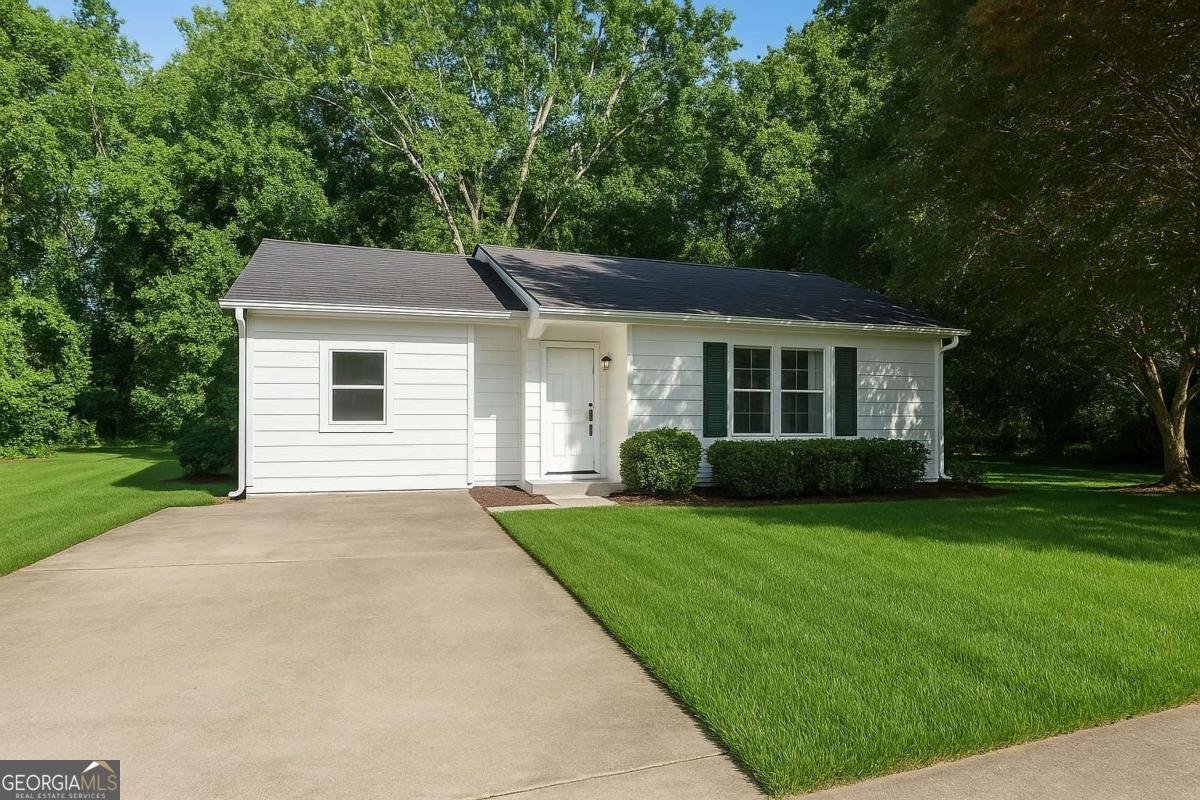 3909 Creek Court Stone Mountain - 2