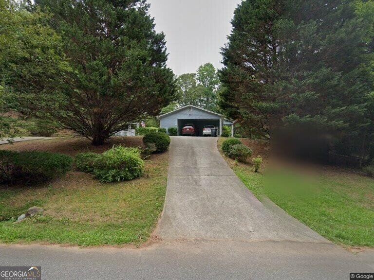 125 Honey Dew Drive Canton - main photo