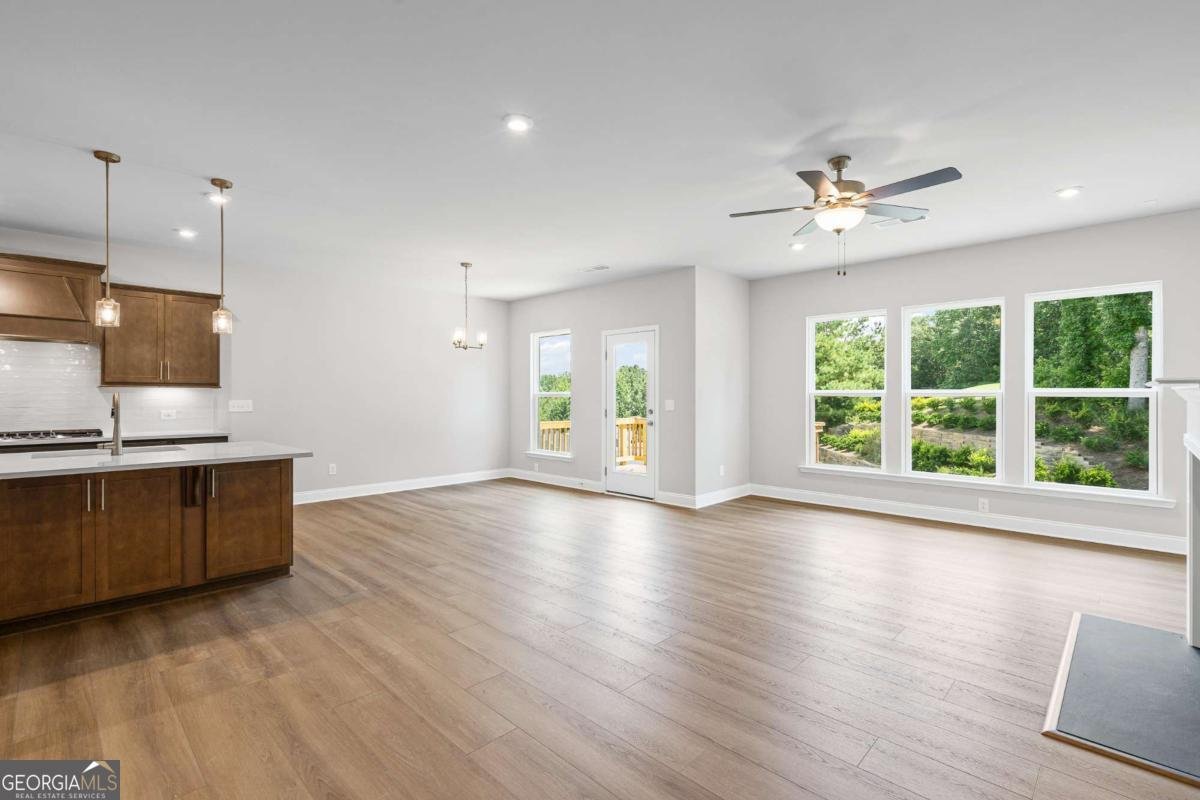 5830 Grand Reunion Drive Hoschton - 13