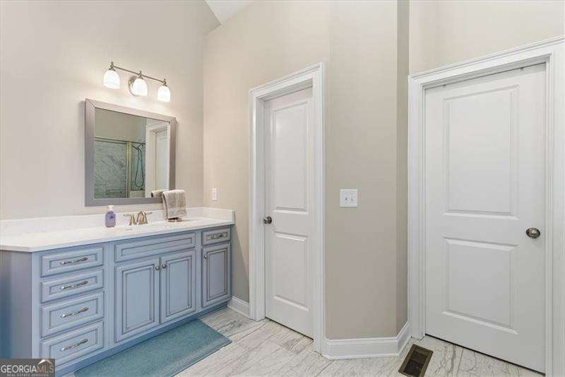 1338 Chipmunk Forest Chase Powder Springs - 30