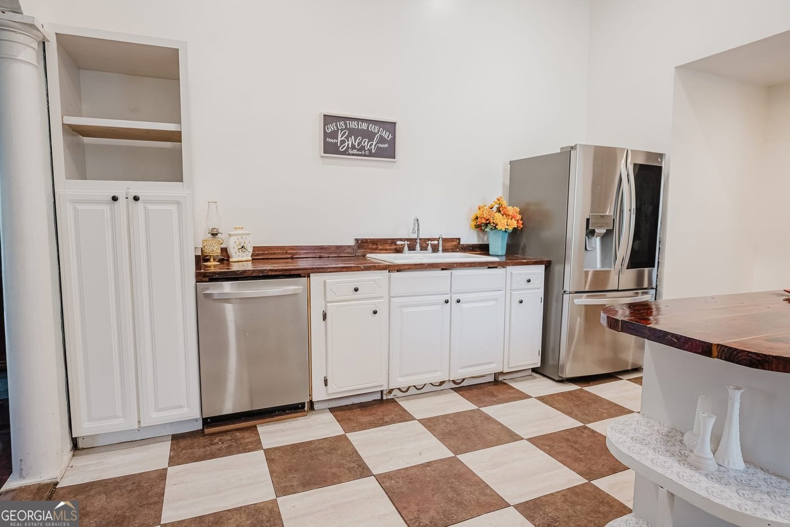 402 Zebulon Street Barnesville - 44