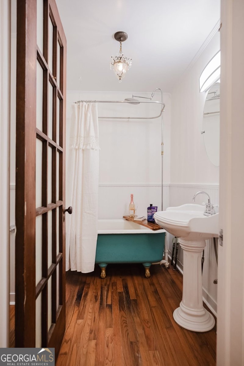 402 Zebulon Street Barnesville - 77