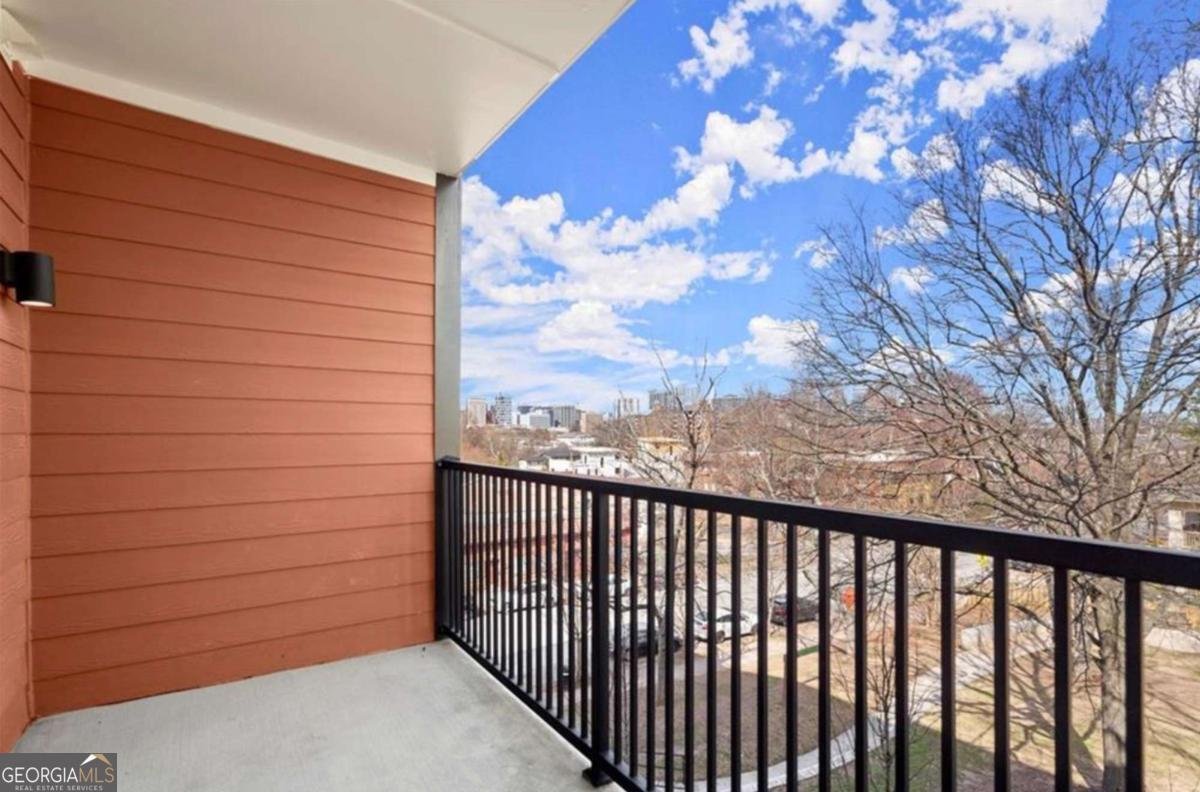 525 Parkway Drive Atlanta - 17