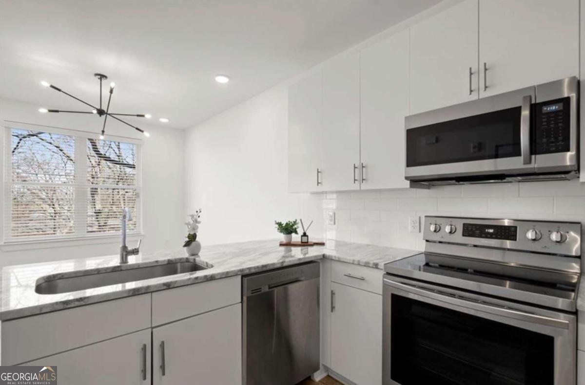 525 Parkway Drive Atlanta - 3