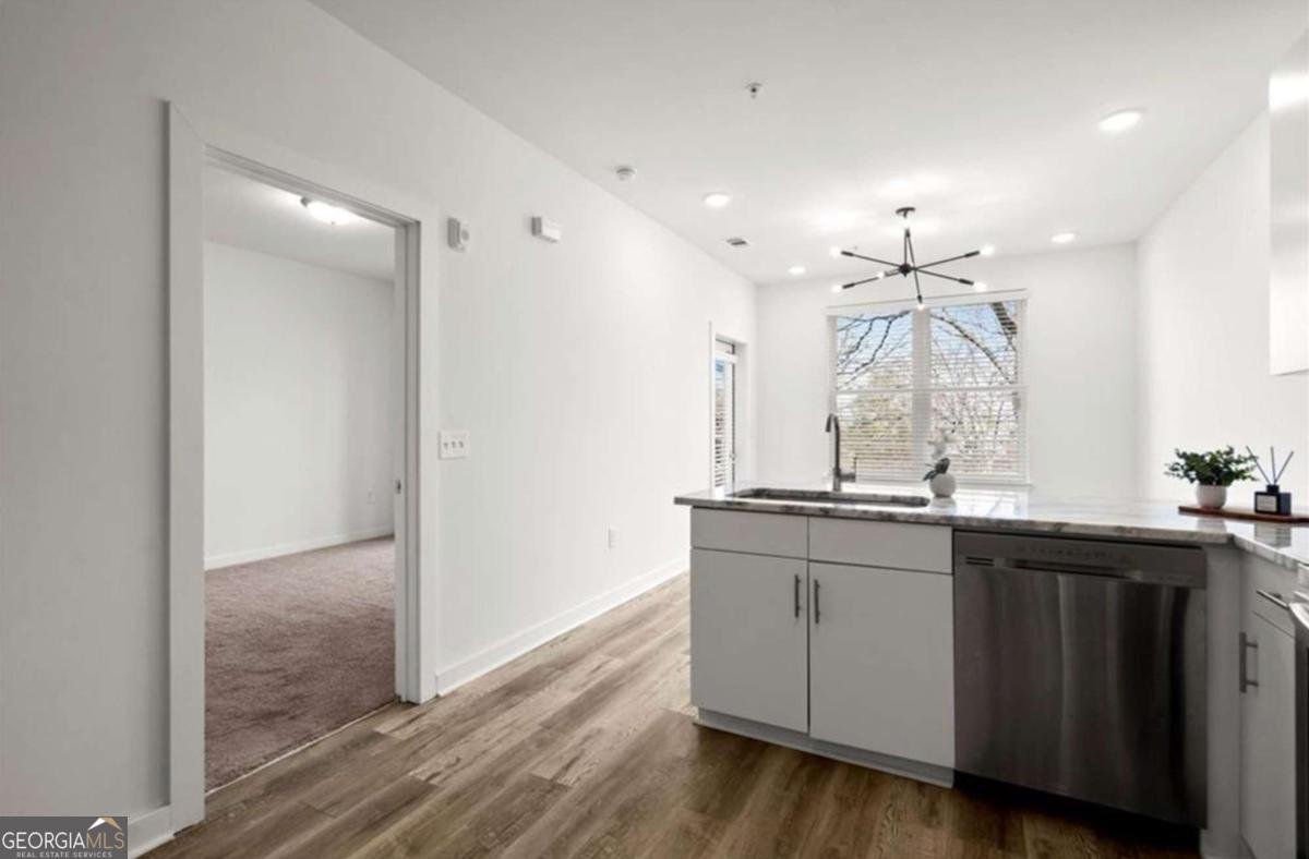 525 Parkway Drive Atlanta - 4