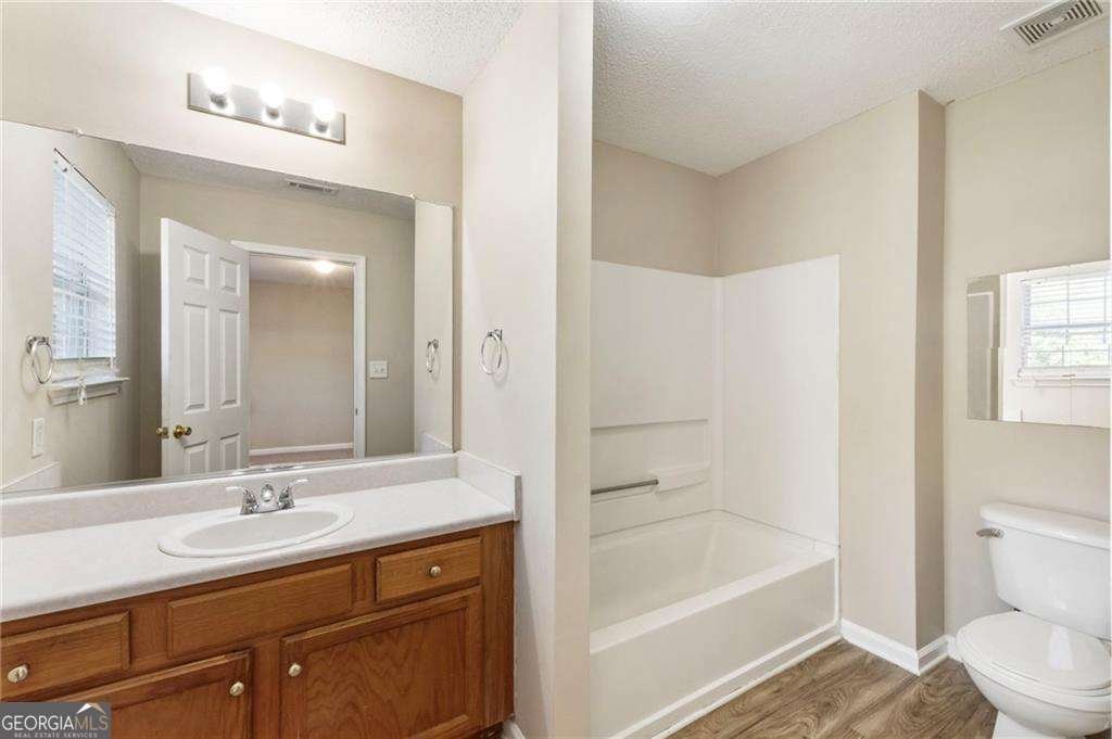 6750 Sunset Hills Boulevard Rex - 20