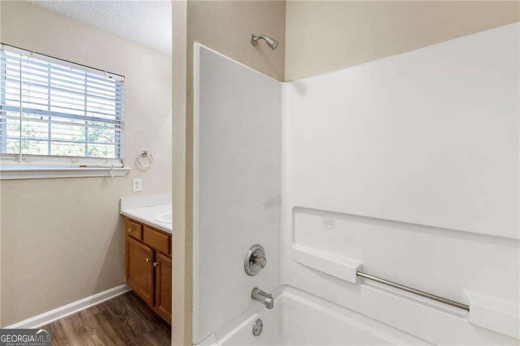 6750 Sunset Hills Boulevard Rex - 21