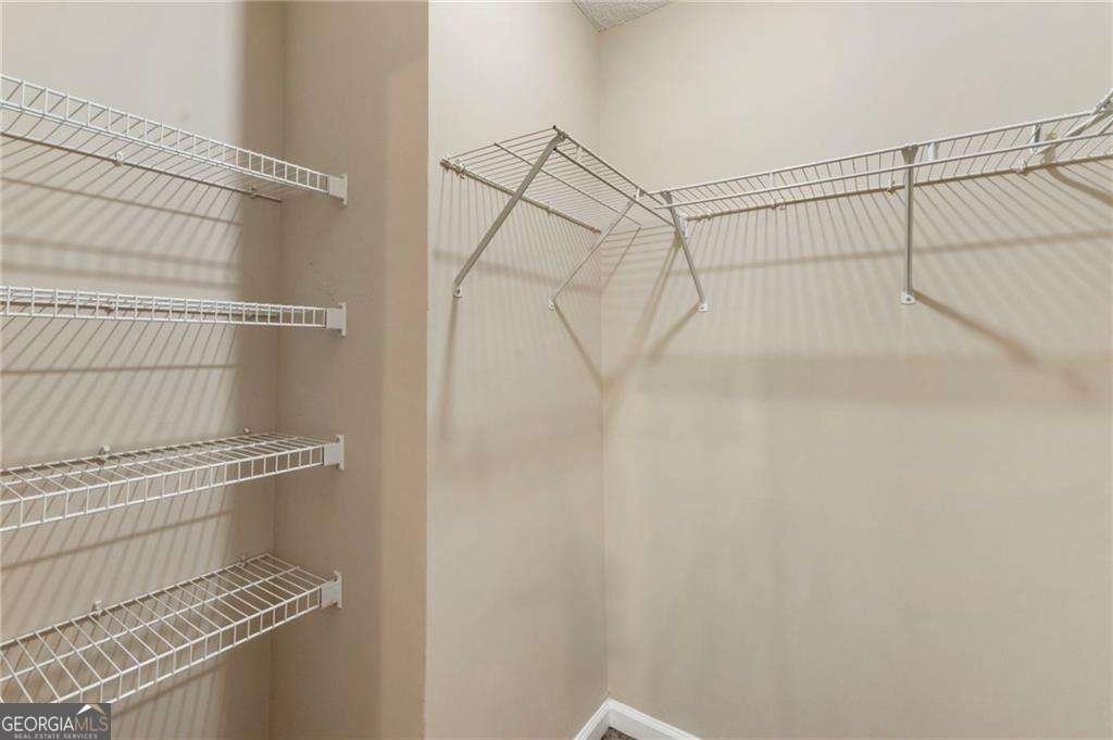 6750 Sunset Hills Boulevard Rex - 22