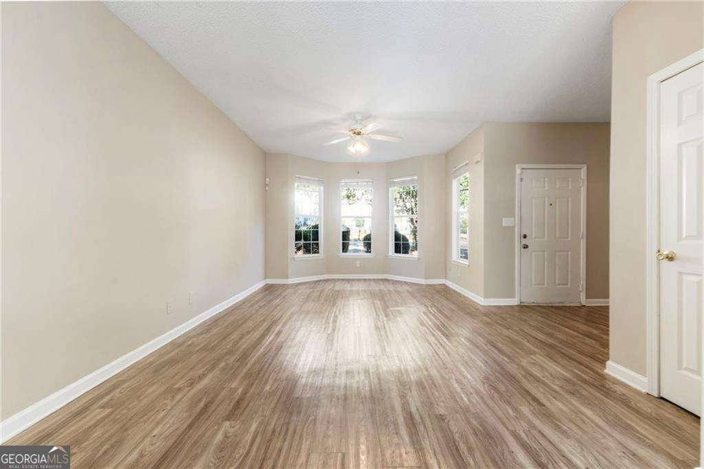 6750 Sunset Hills Boulevard Rex - 3