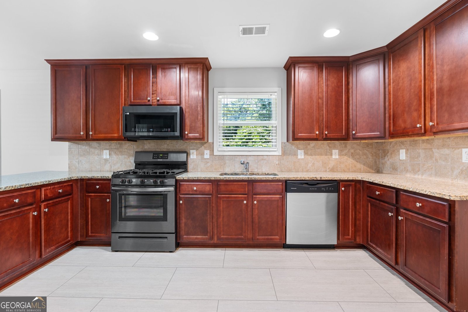 3159 ROBINSON Avenue Scottdale - 14